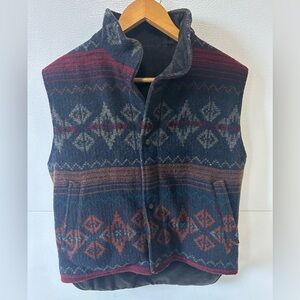 Vintage Woolrich wool and corduroy reversible vest. M. Very good condition